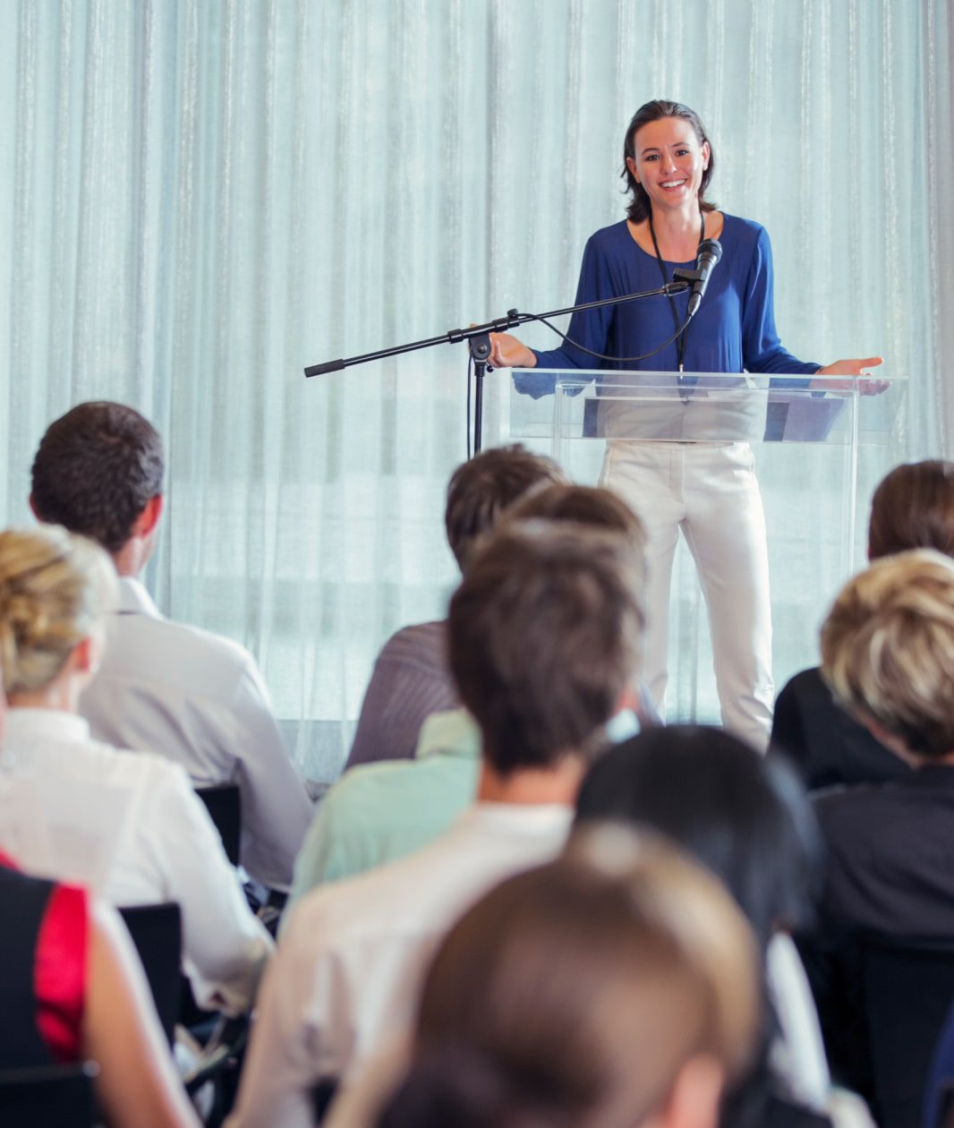 AWWA_Volunteer_GetInvolved_SpeakAtEvent_02-min