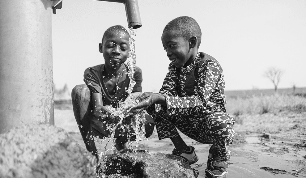 Timeline_Water_For_People_990x576