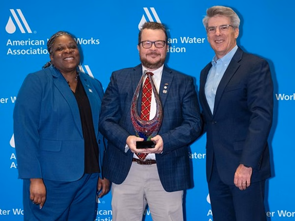 fuller-award-bill-moody-2025