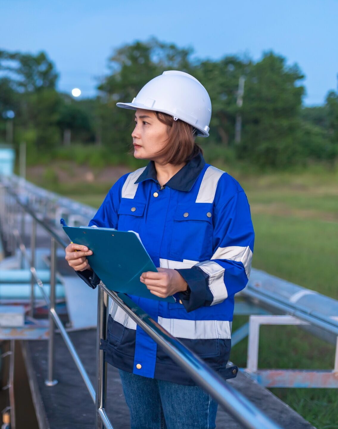 Environmental,Engineers,Work,At,Wastewater,Treatment,Plants,water,Supply,Engineering,Working