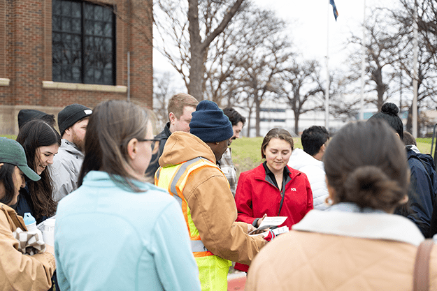young-professionals-summit-group